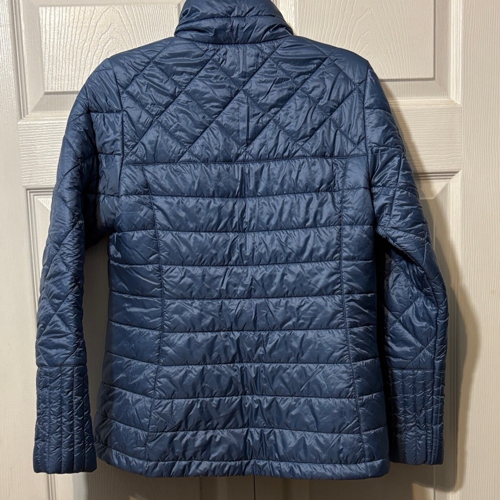 Patagonia Navy Insulated Jacket - Picture 4 of 7